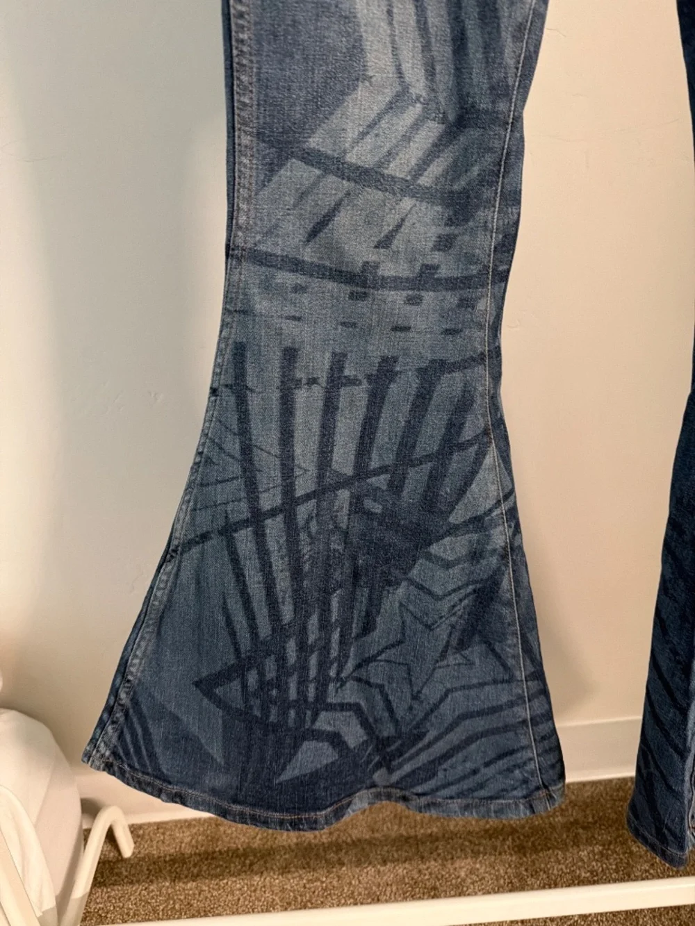 WRANGLER X LAINEY WILSON ROCKSTAR BELL BOTTOMS